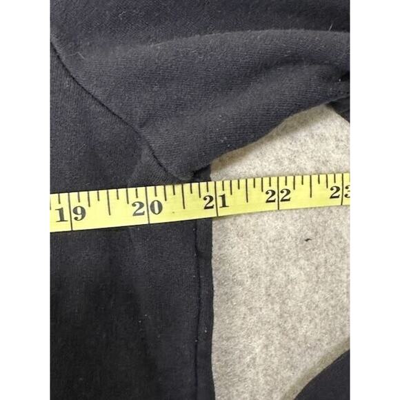 Black Halloween Sweatshirt Grandmas Never Run Out of Kisses or Candy Womens L - Picture 5 of 9